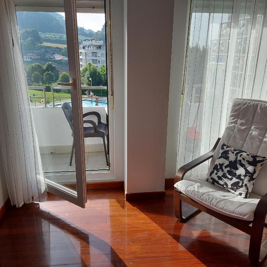 Soleado Piso Con Garaje Y Piscina A 8' Centro Apartment Castro Urdiales Ngoại thất bức ảnh