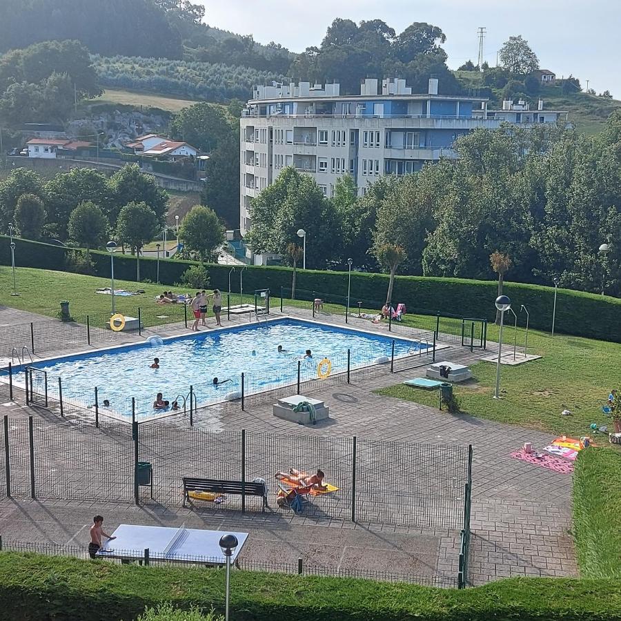 Soleado Piso Con Garaje Y Piscina A 8' Centro Apartment Castro Urdiales Ngoại thất bức ảnh
