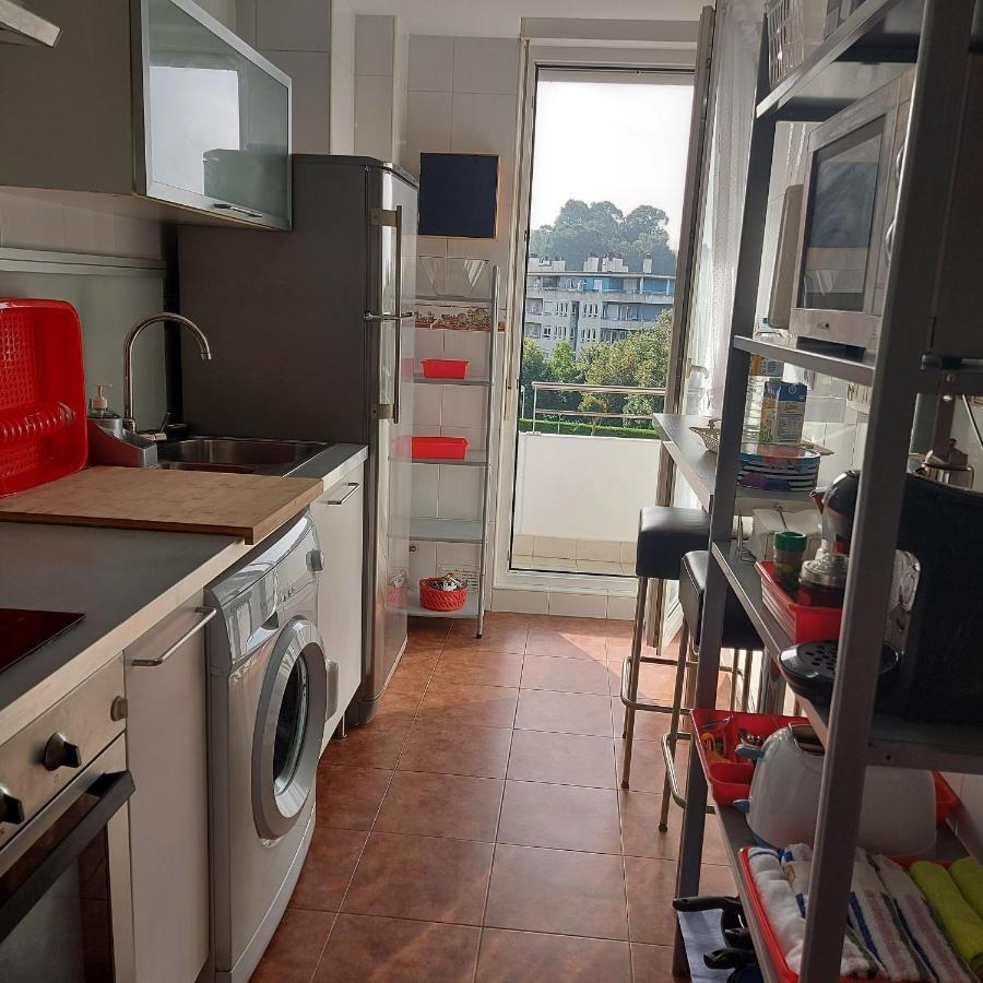 Soleado Piso Con Garaje Y Piscina A 8' Centro Apartment Castro Urdiales Ngoại thất bức ảnh